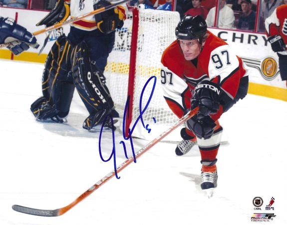 Autographed  JEREMY ROENICK 8X10 Philadelphia Flyers Photo