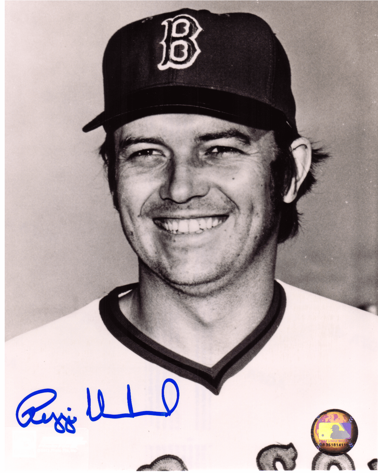 AUTOGRAPHED REGGIE CLEVELAND 8x10 Boston Red Sox Photo