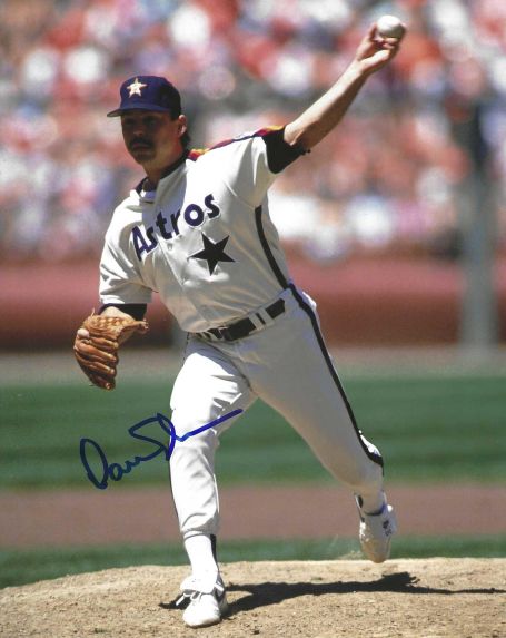 AUTOGRAPHED DAN SCHATZEDER 8X10 Houston Astros photo