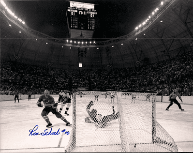 Autographed RON SCHOCK 8x10 St. Louis Blues Photo