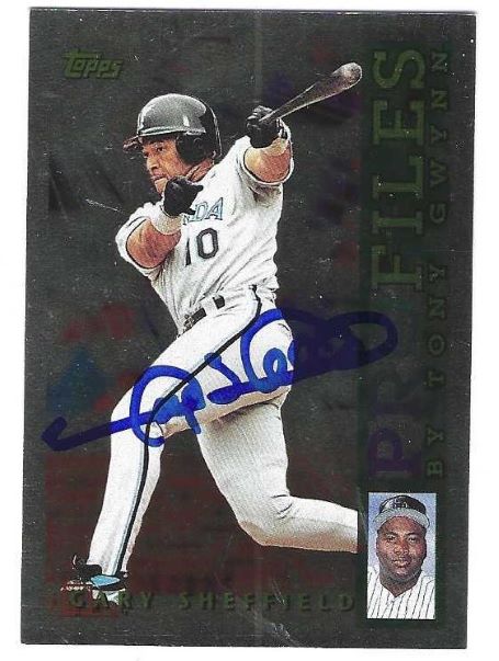 Autographed GARY SHEFFIELD Florida Marlins 1996 Topps Card