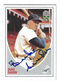 Autographed DUKE SNIDER Brooklyn Dodgers 2002 TOPPS SUPER TEAMS CARD