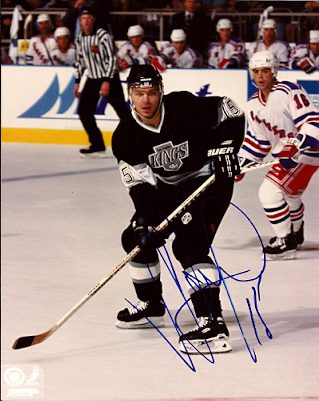 Autographed JOZEF STUMPEL 8X10 Los Angeles Kings Photo