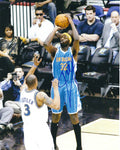 Autographed JULIAN WRIGHT 8X10 New Orleans Hornets Photos