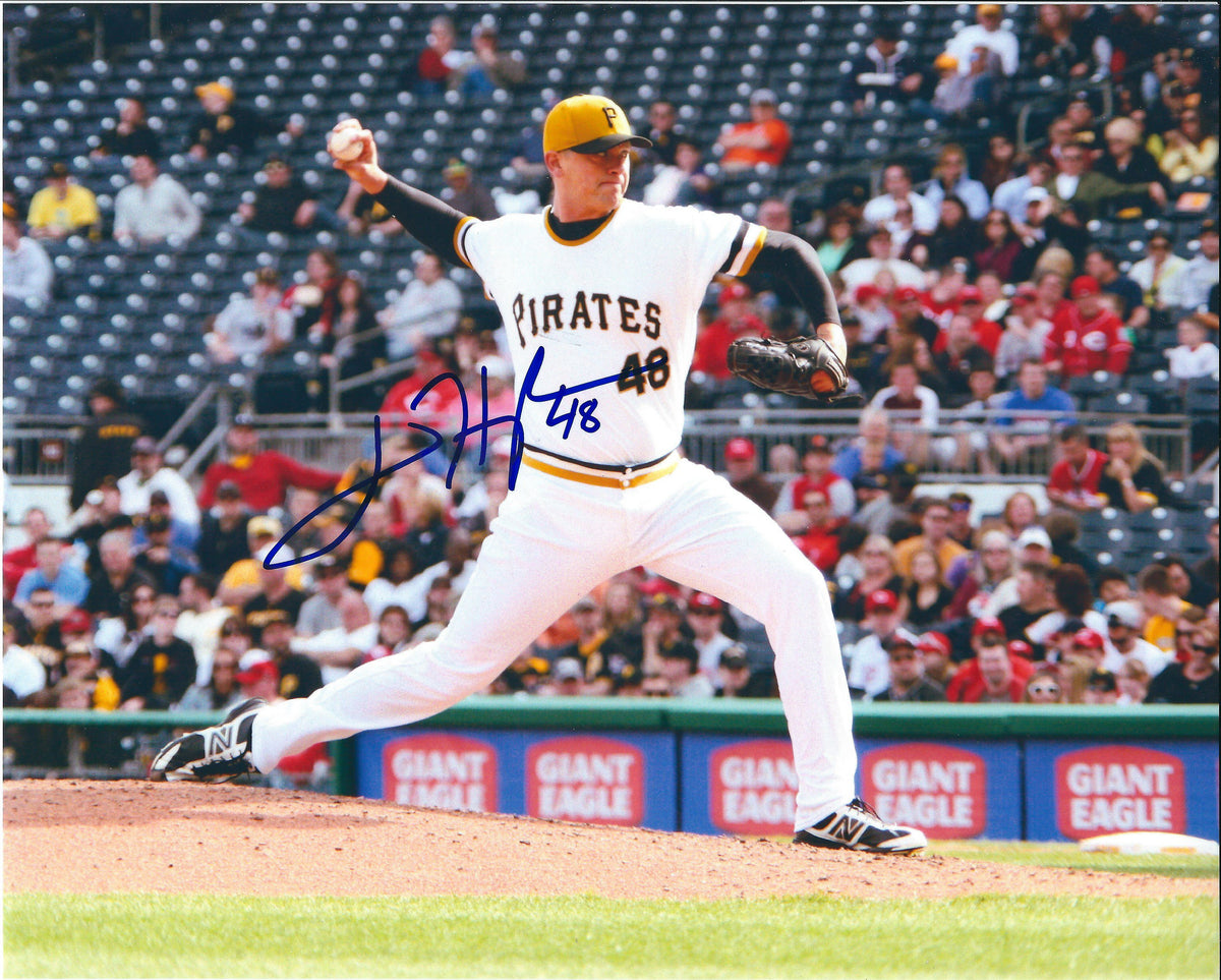 Autographed JARED HUGHES 8X10 Pittsburgh Pirates Photo