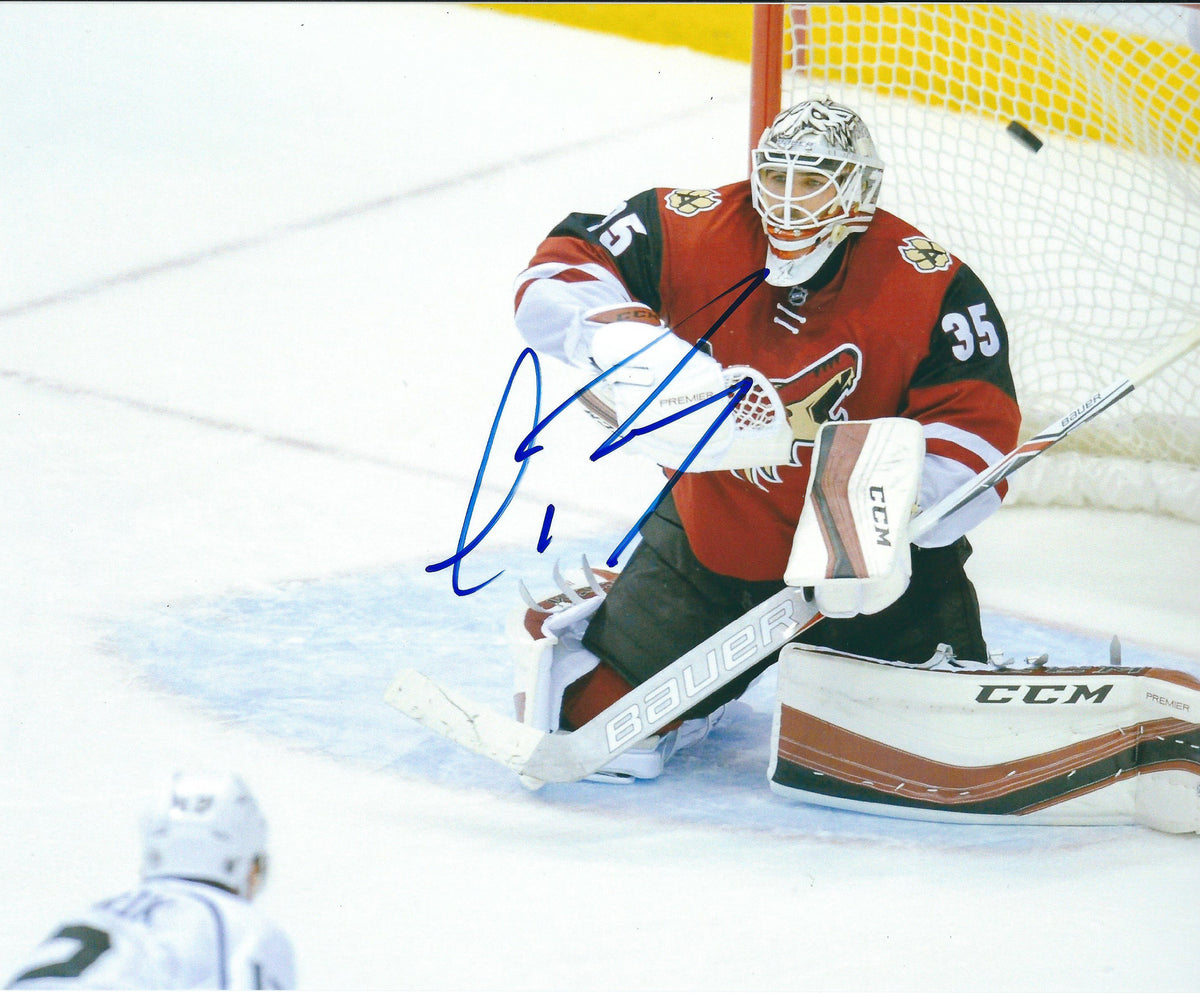 Autographed LUIS DOMINIGUE 8X10 Phoenix Coyotes Photo