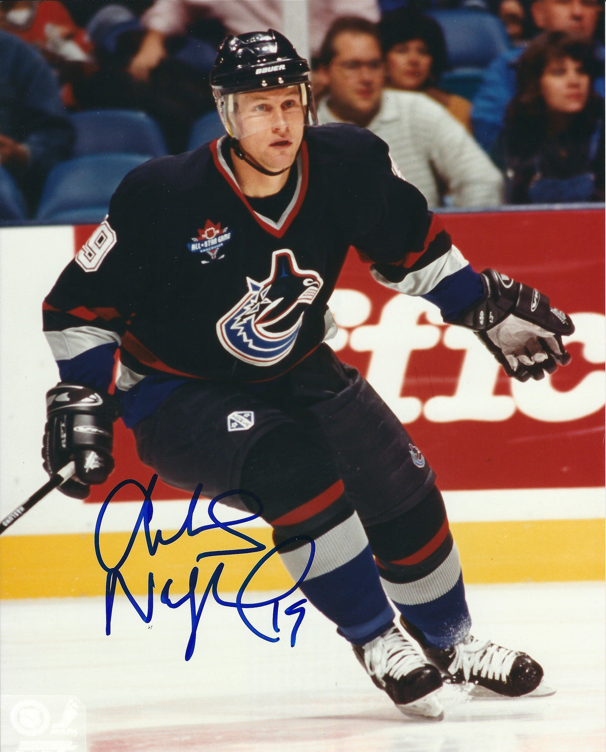 Autographed MARKUS NASLUND 8X10 Vancouver Canucks Photos