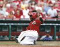 AUTOGRAPHED DERRICK ROBINSON 8X10 Cincinnati Reds Photo