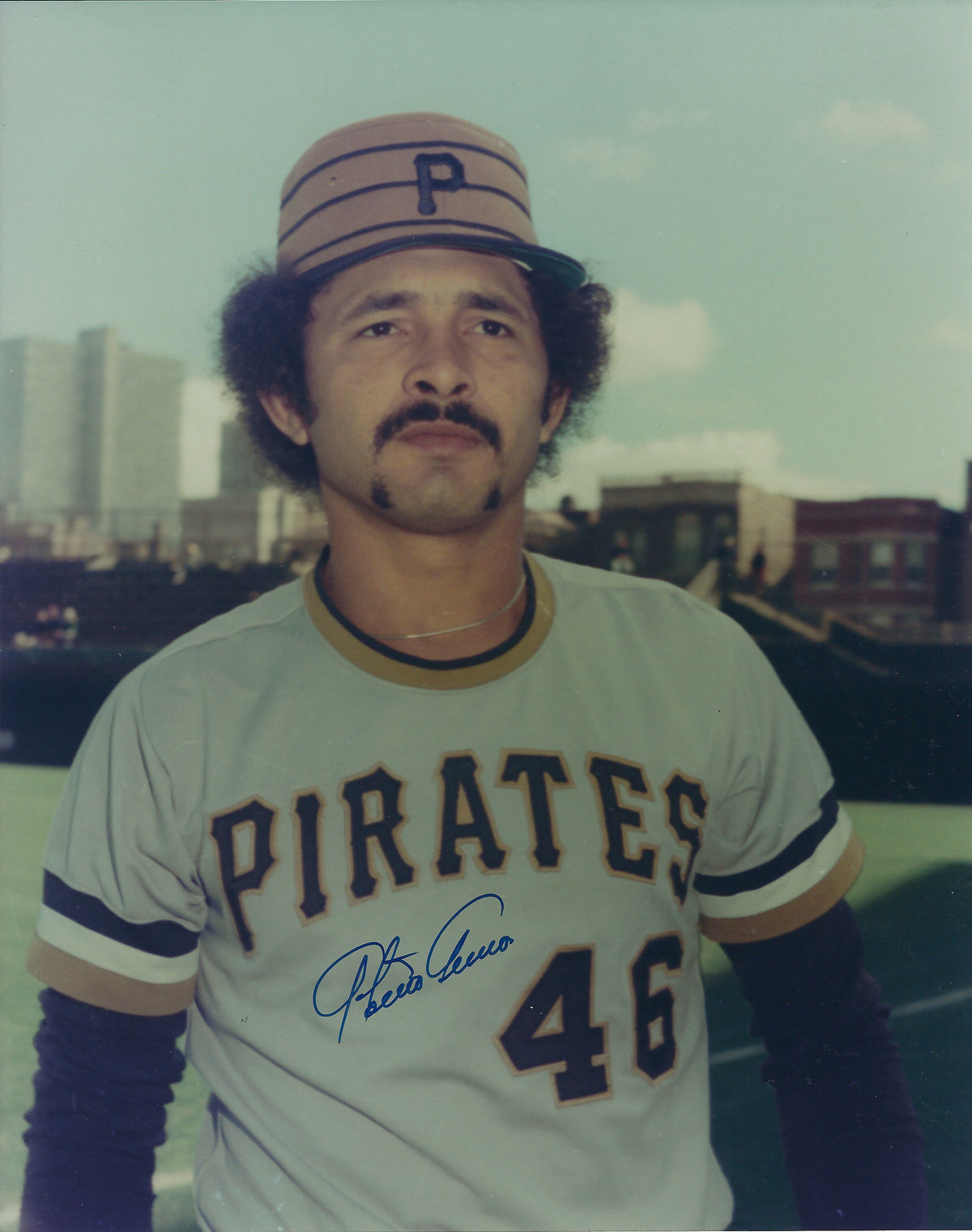 AUTOGRAPHED  photo TONY ARMAS - Pittsburgh Pirates