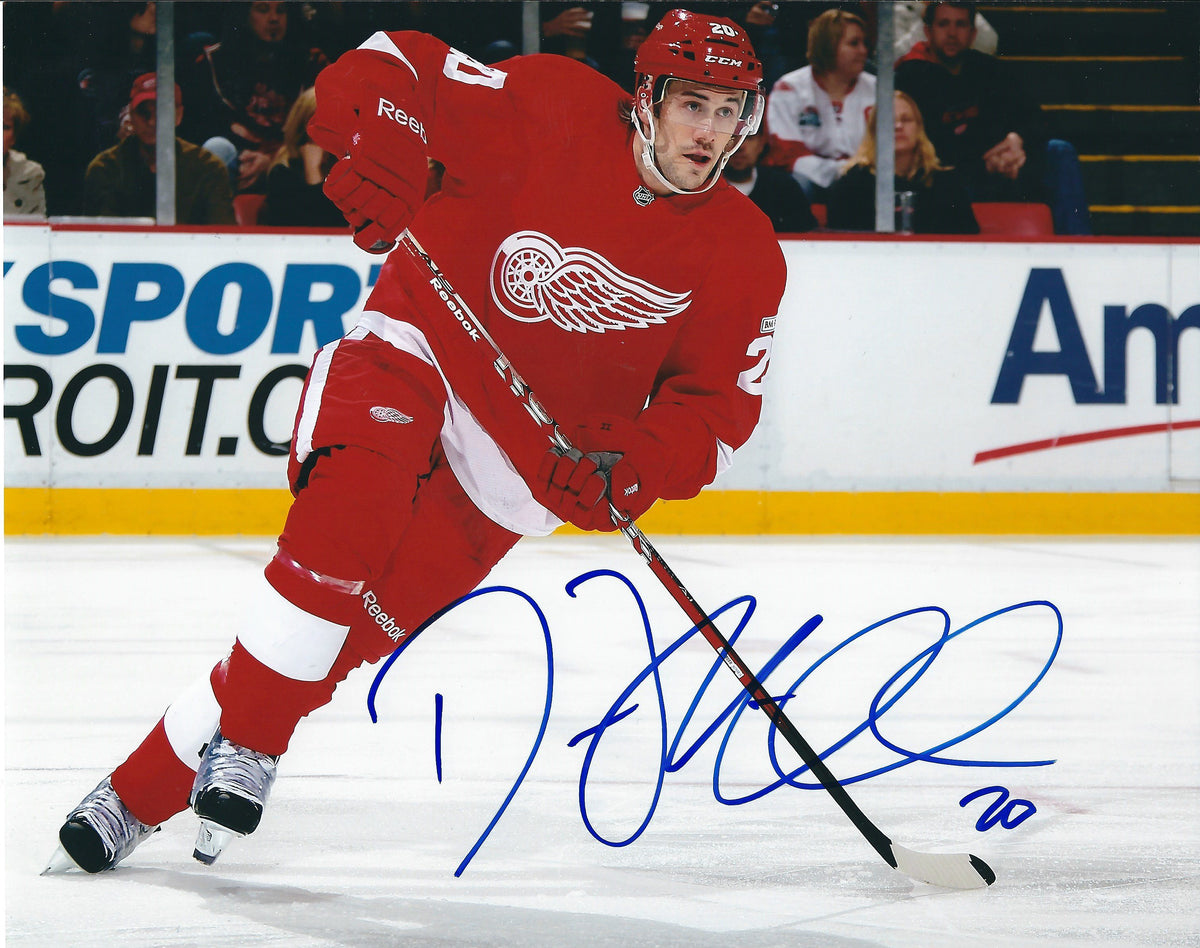 Autographed DREW MILLER 8X10 Detroit Red Wings Photo