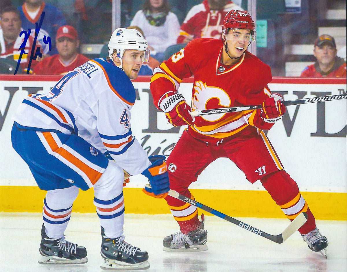 Autographed KRIS RUSSELL 8X10 Edmonton Oilers Photo