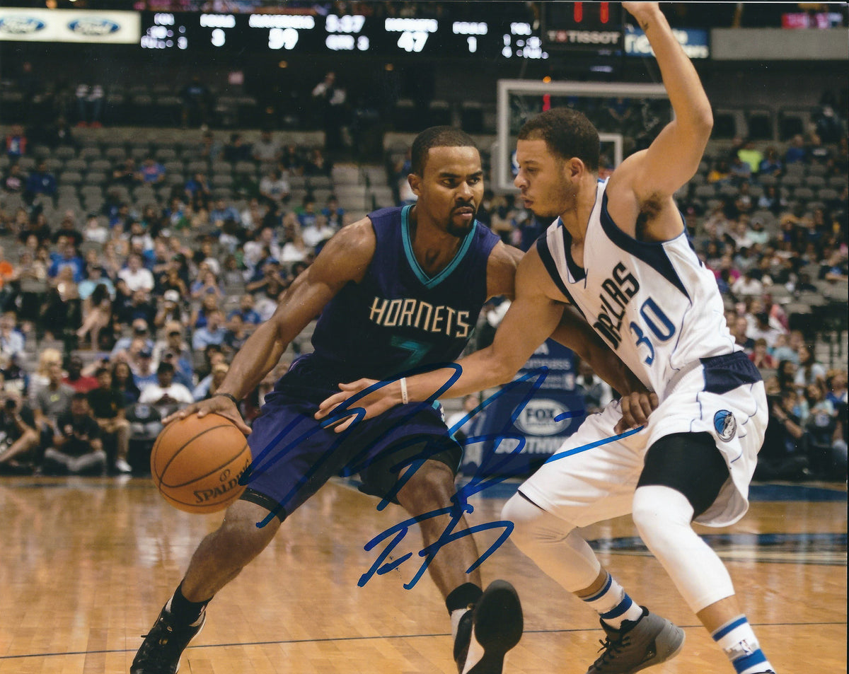 Autographed RAMON SESSIONS 8X10 Hornets Photos