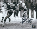 Autographed MIKE DAVIS 8X10 Oakland Raiders photo
