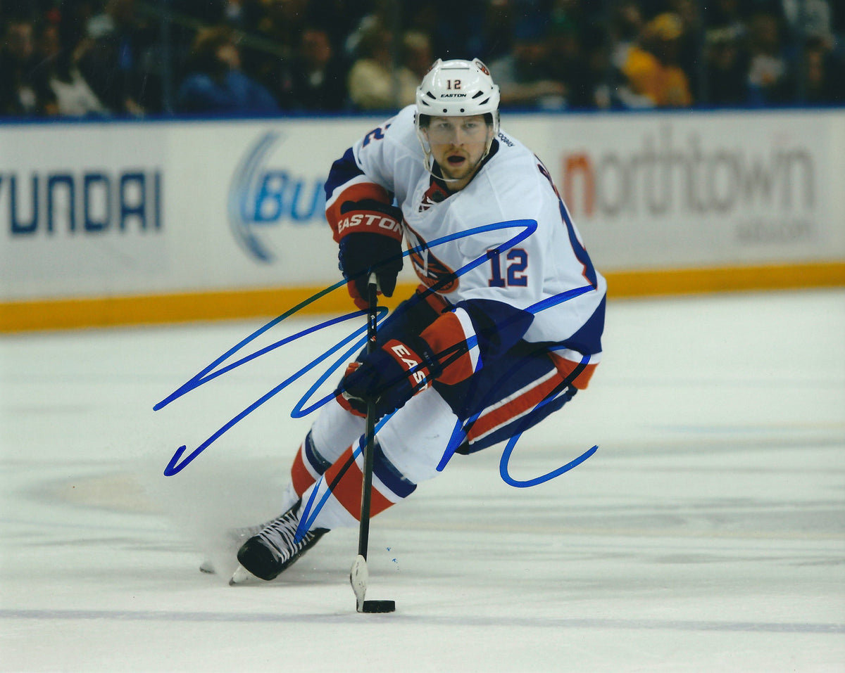 Autographed JOSH BAILEY  8X10 New York Islanders Photo