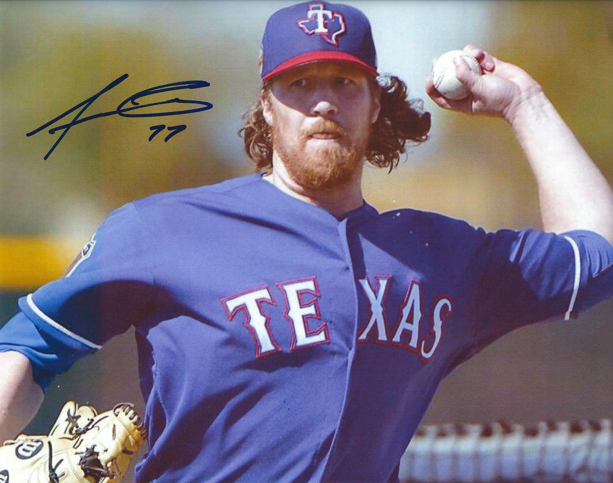 AUTOGRAPHED ADAM LOEWEN 8X10 Texas Rangers Photo