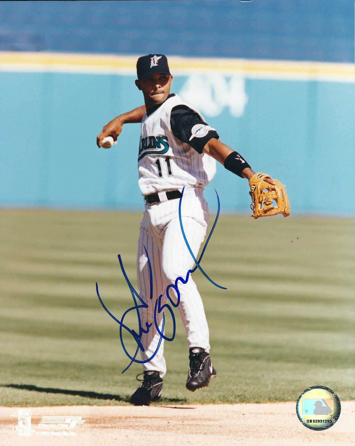 AUTOGRAPHED photo ALEX GONZALEZ  Florida Marlins