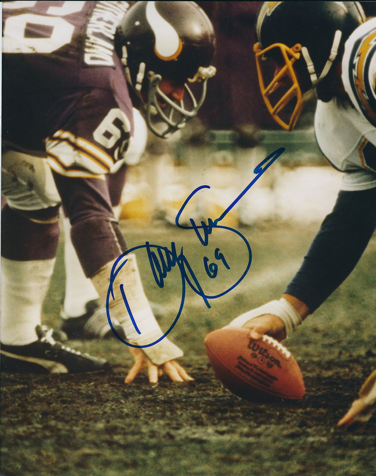 Autographed DOUG SUTHERLAND 8X10  Minnesota Vikings Photo