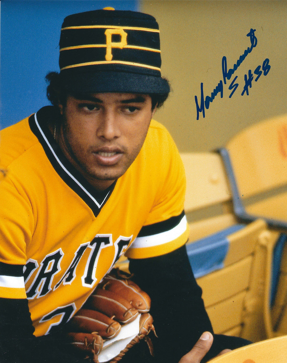 Autographed MANNY SARMIENTO 8X10 Pittsburgh Pirates Photo
