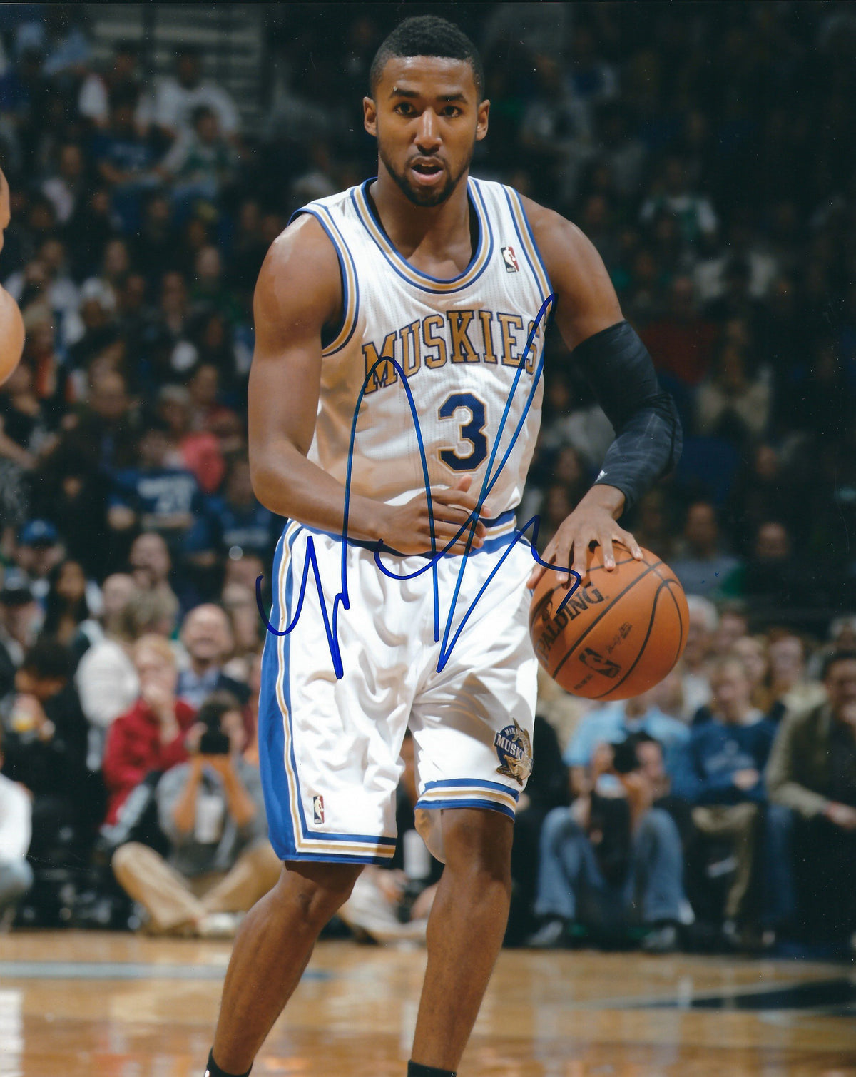 Autographed MALCOLM LEE 8x10 Minnesota Timberwolves Photo