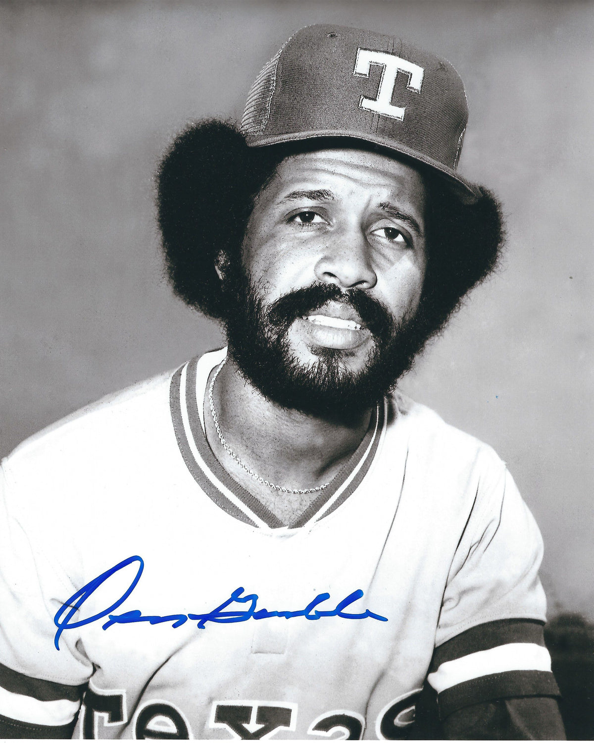 AUTOGRAPHED OSCAR GAMBLE 8X10 Texas Rangers Photo