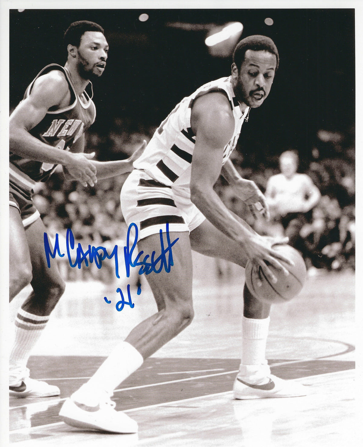Autographed CAMPY RUSSELL 8x10 Cleveland Cavaliers photo