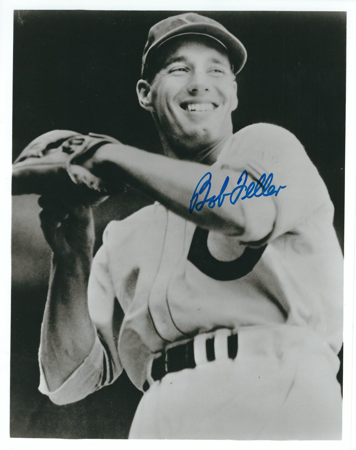 Autographed HOF'R BOB FELLER 8x10 Cleveland Indians Photo