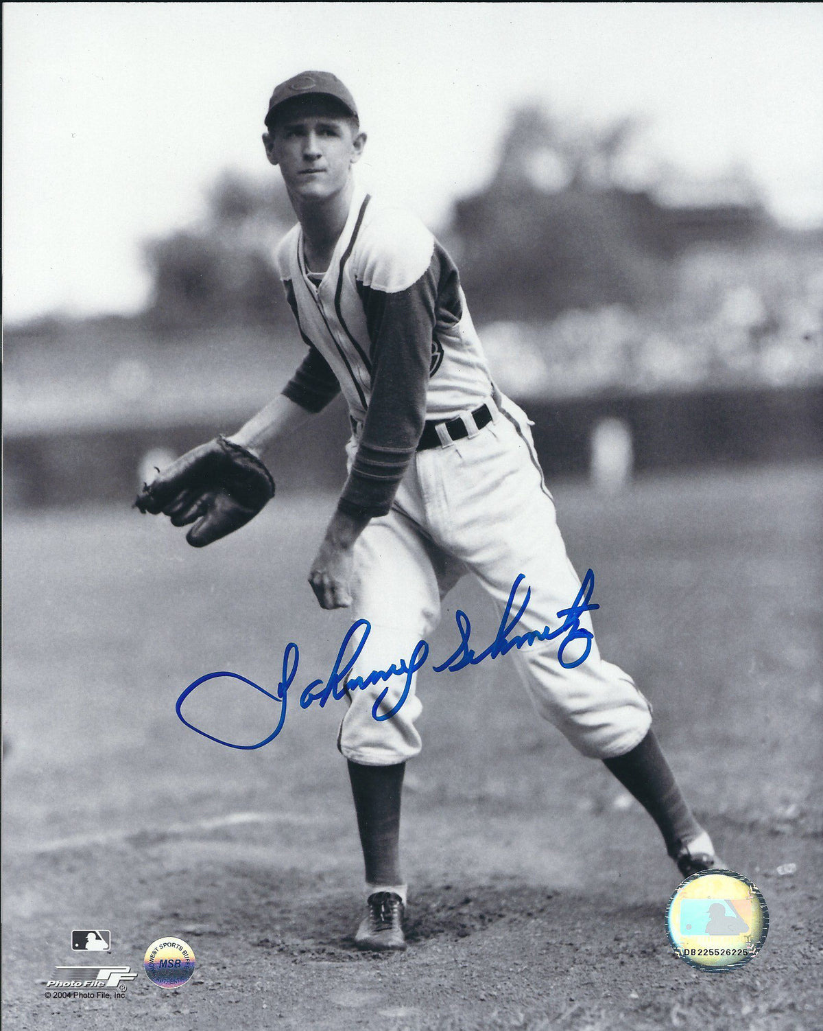AUTOGRAPHED JOHNNY SCHMITZ 8X10 Chicago Cubs Photo