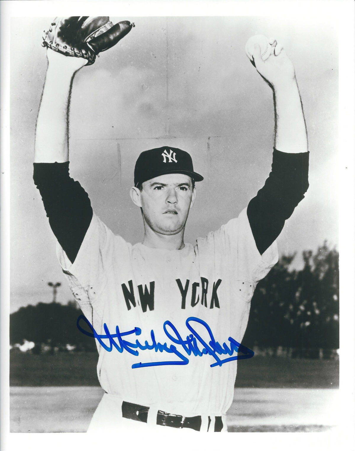 AUTOGRAPHED MICKEY MCDERMOTT 8X10 photo  New York Yankees