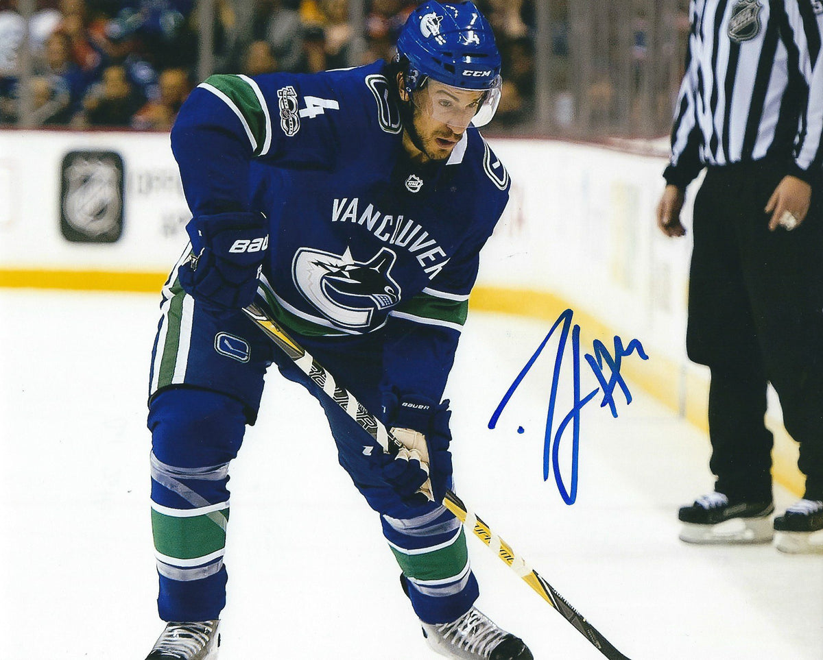 Autographed MICHAEL DEL ZOTTO 8X10 Vancouver Canucks Photos