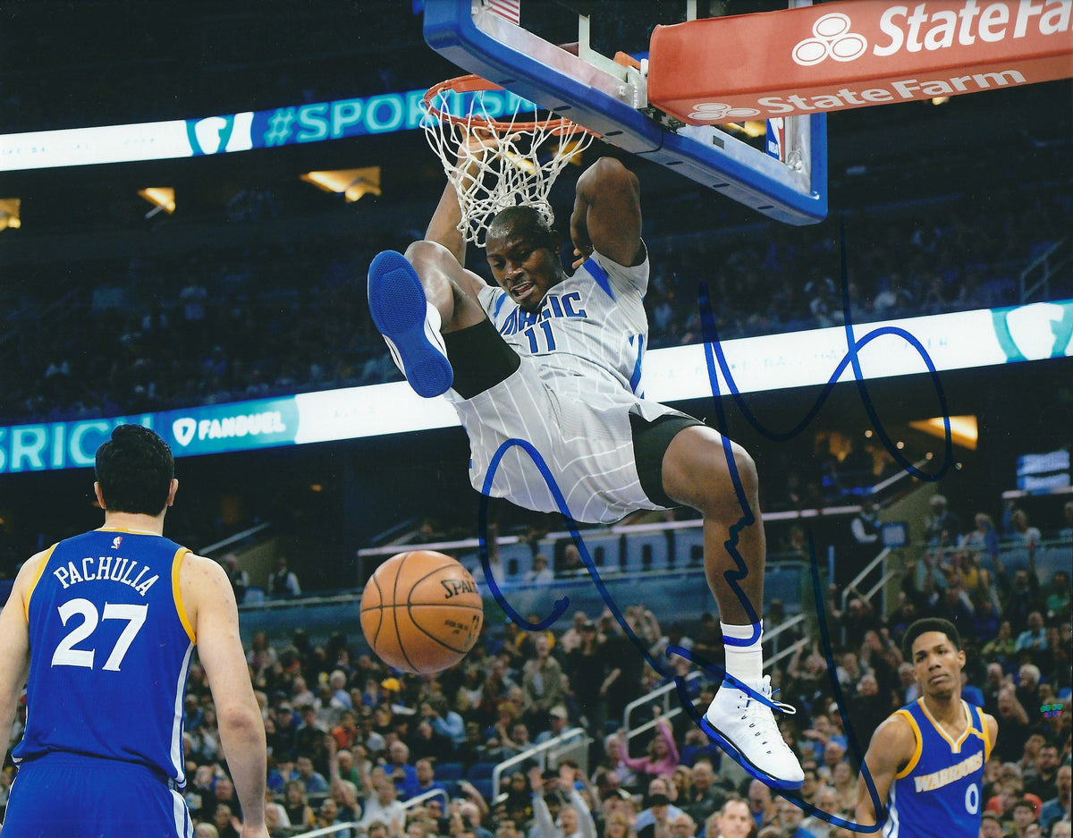 Autographed BISMACK BIYOMBO 8X10 Orlando Magic Photo