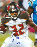 Autographed JACQUIZZ RODGERS 8X10 Tampa Bay Buccaneers Photo