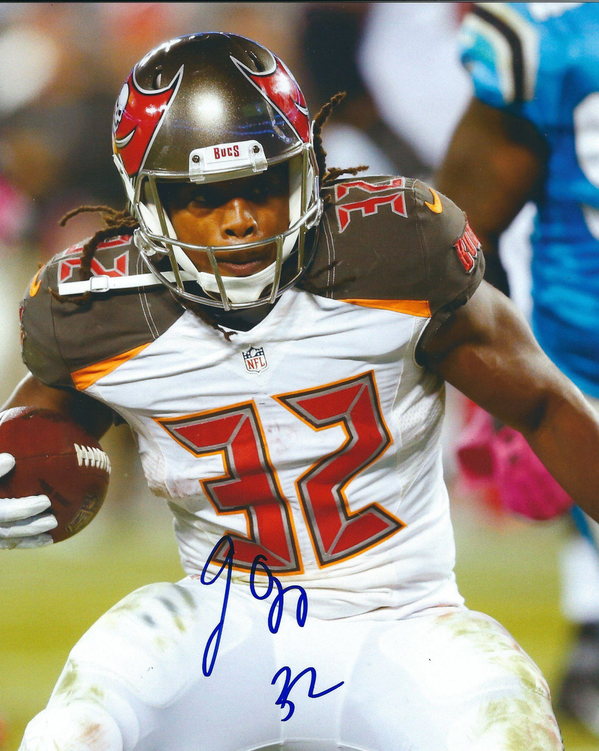 Autographed JACQUIZZ RODGERS 8X10 Tampa Bay Buccaneers Photo