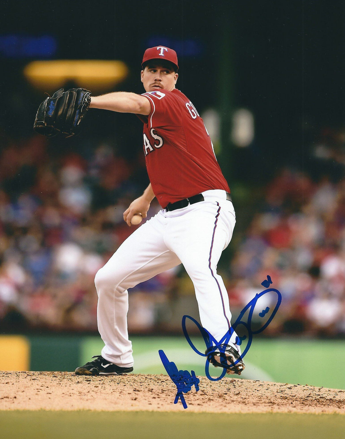 AUTOGRAPHED CHI CHI GONZALEZ 8X10 Texas Rangers Photo