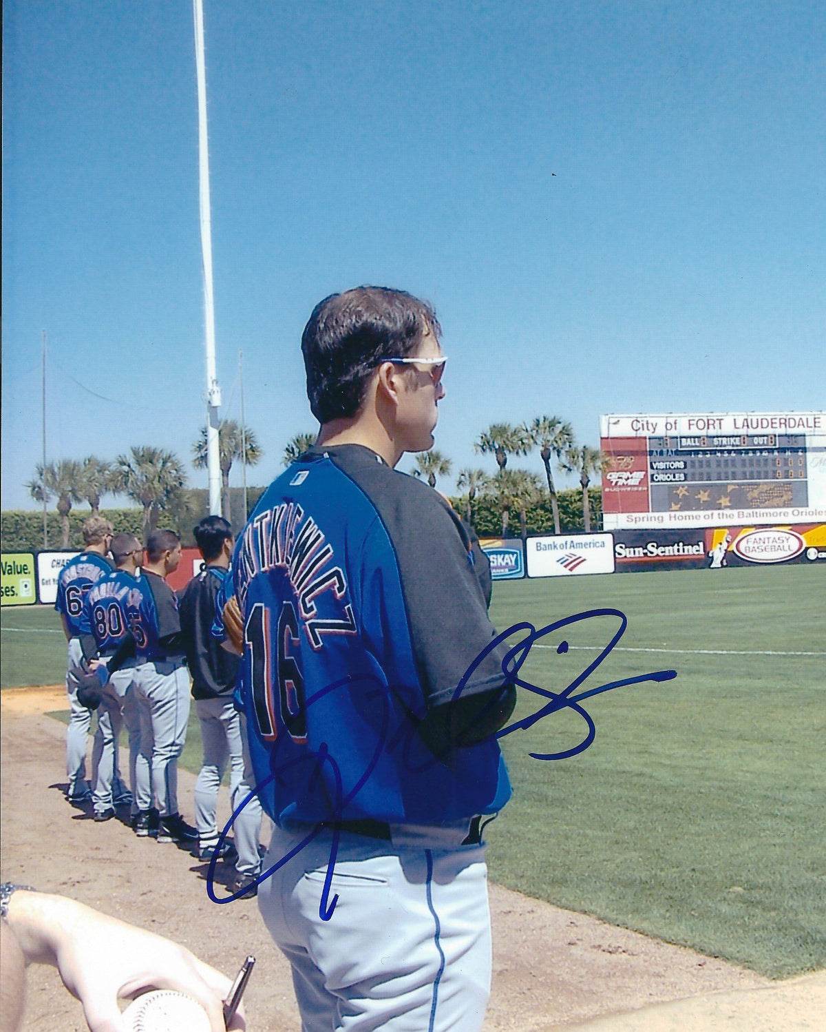 AUTOGRAPHED DOUG MIENTKIEWICZ 8X10 New York Mets photo