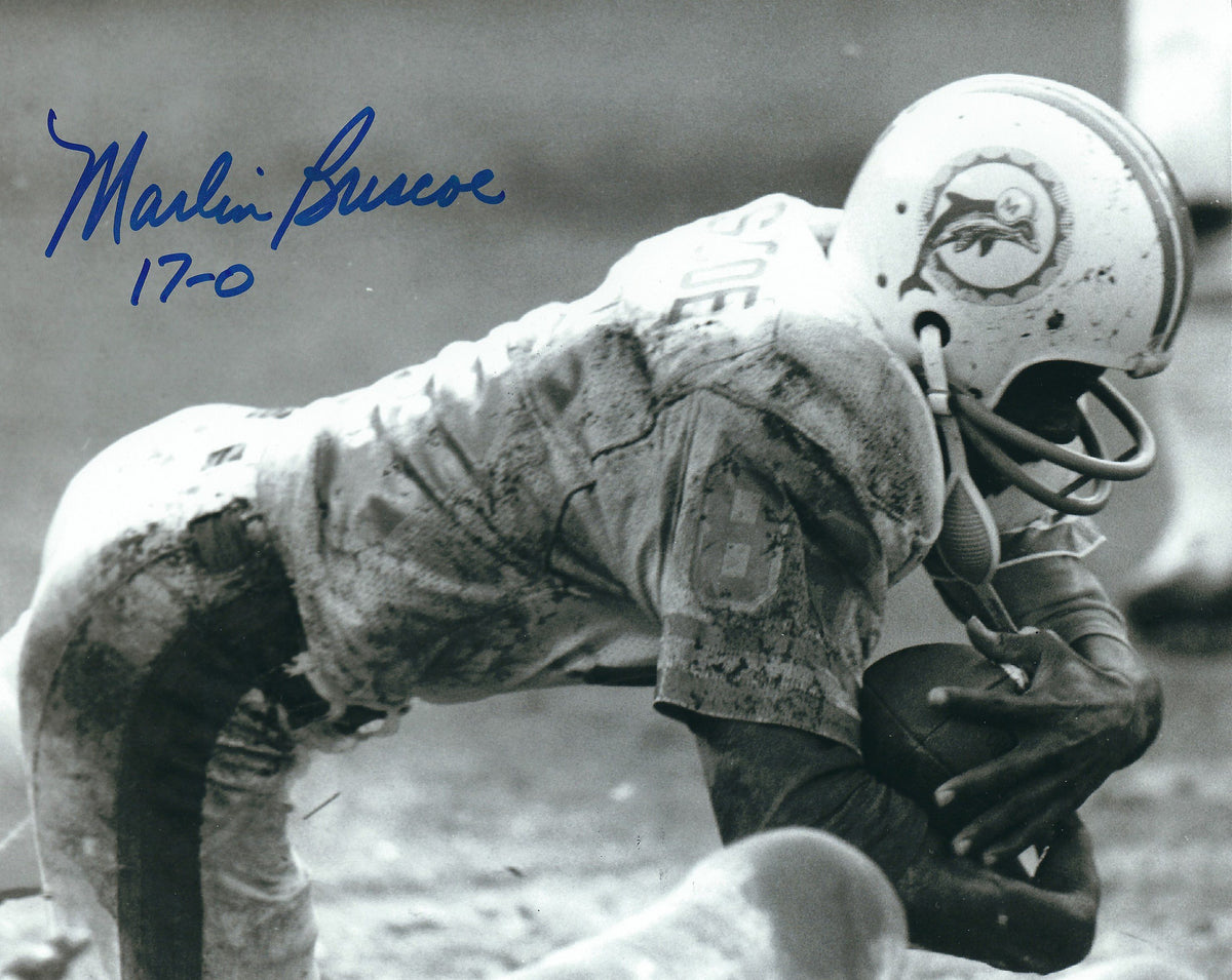 Autographed MARLIN BRISCOE 8X10 Miami Dolphins  photo