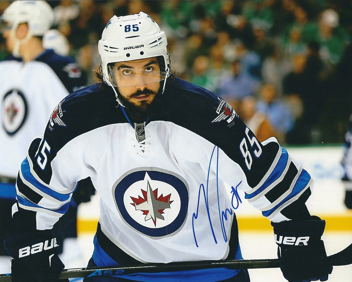Autographed MATHIEU PERREAULT 8X10 Winnipeg Jets Photo