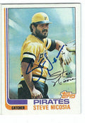 Autographed STEVE NICOSIA Pittsburgh Pirates 1982 Topps Card