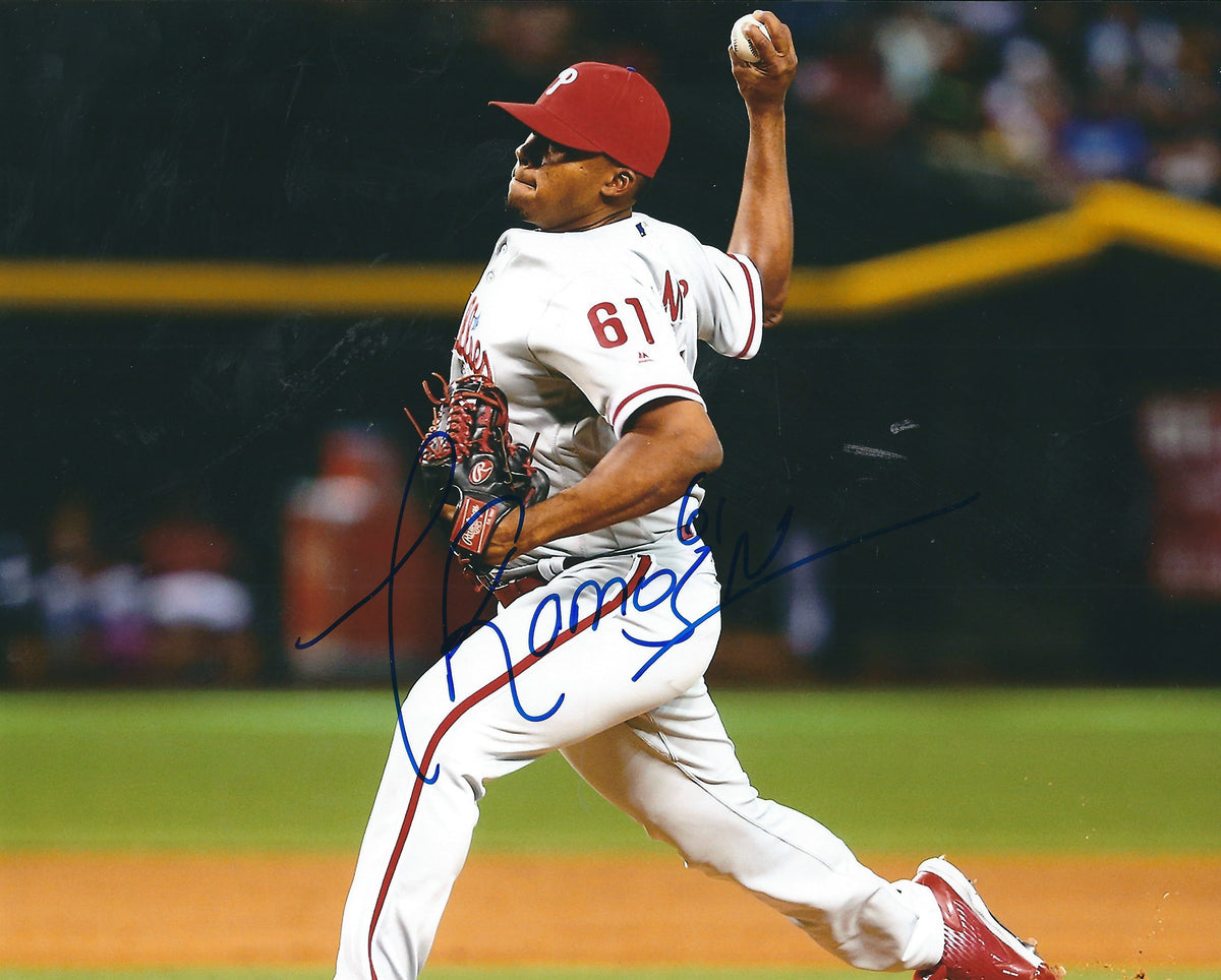 AUTOGRAPHED EDUBRAY RAMOS 8X10 Philadelphia Phillies Photo
