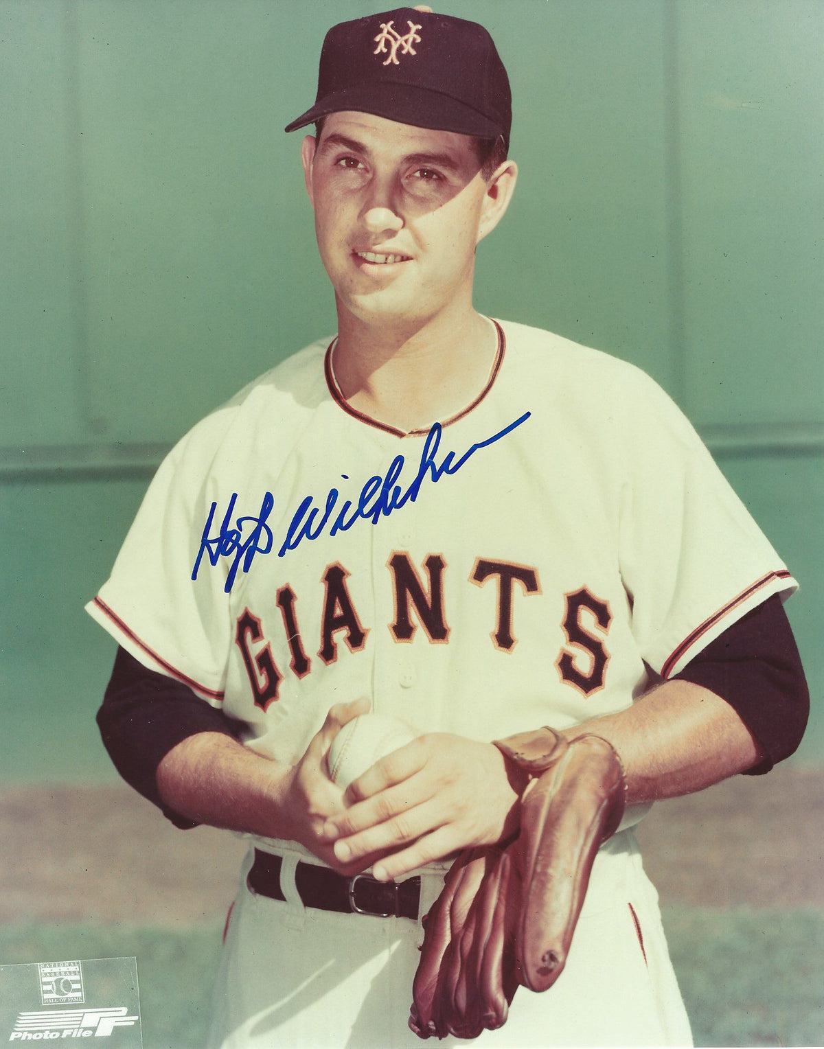Autographed  HOYT WILHELM 8x10 New York Giants  Photo