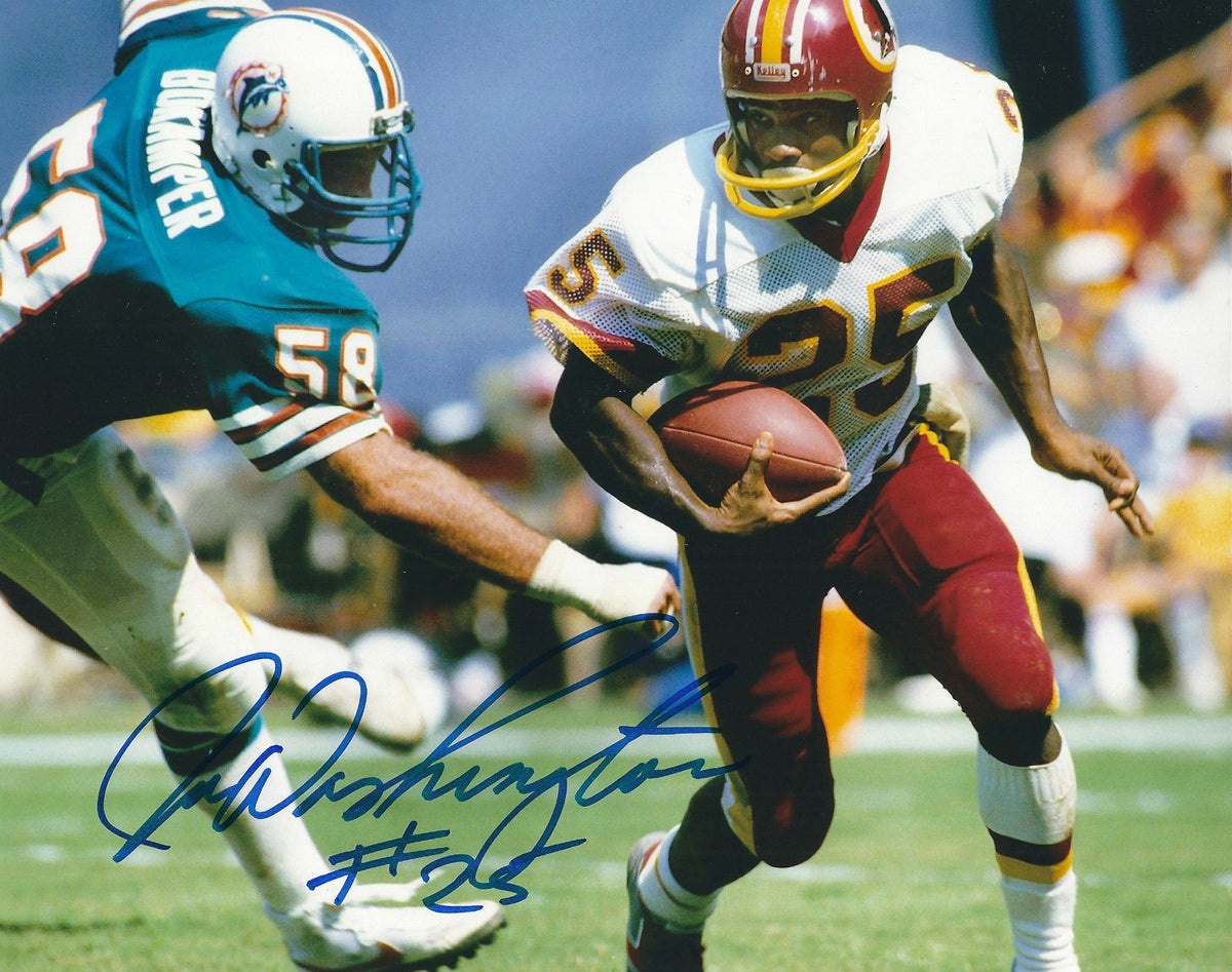 Autographed  JOE WASHINGTON 8x10 Washington Redskins Photo