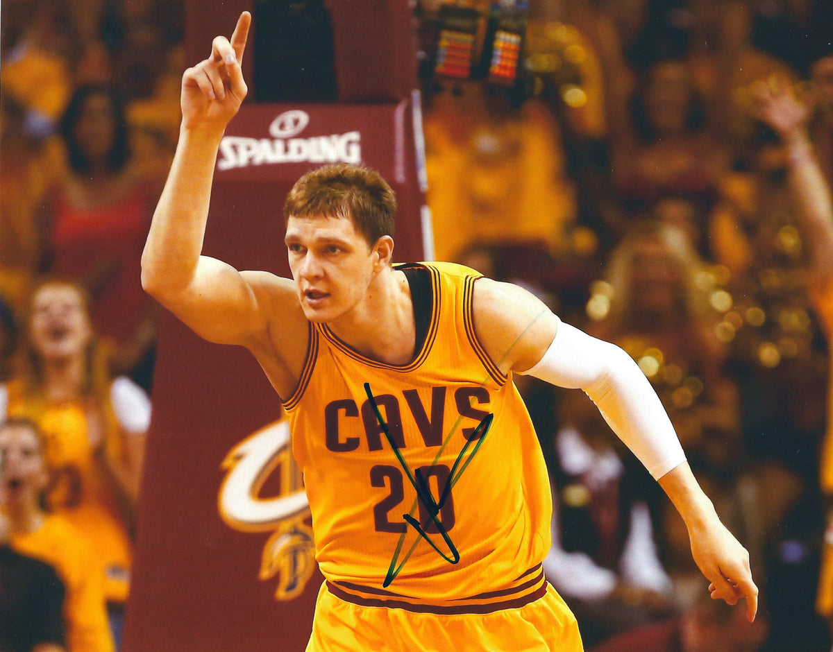 Autographed TIMOFEY MOZGOV 8x10 Cleveland Cavaliers photo