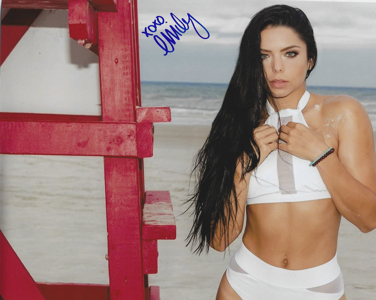 Autographed Emily Ducote UFC & MMA Ring Girl 8x10 photo with COA