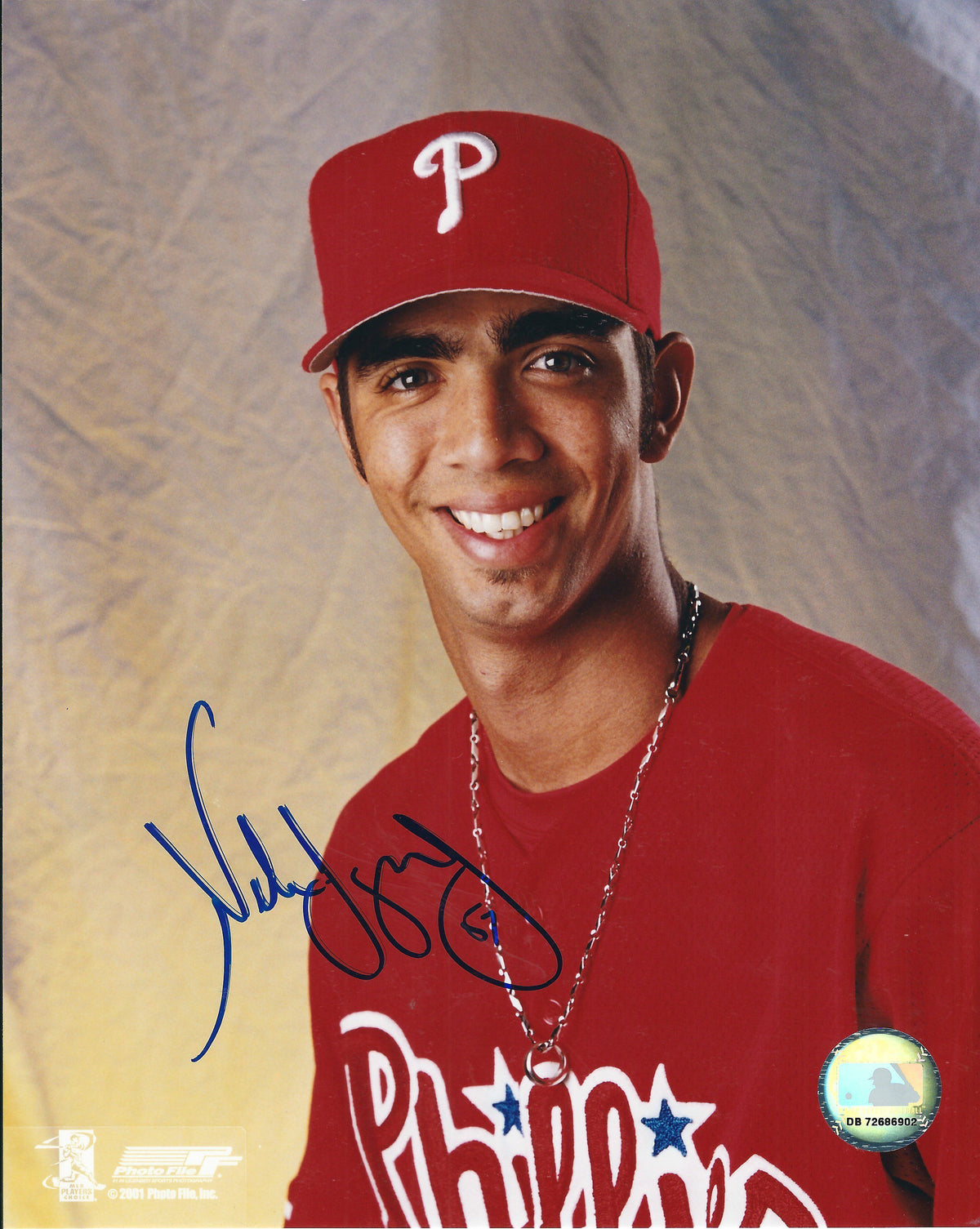 AUTOGRAPHED NELSON FIGUEROA 8x10 Philadelphia Phillies photo