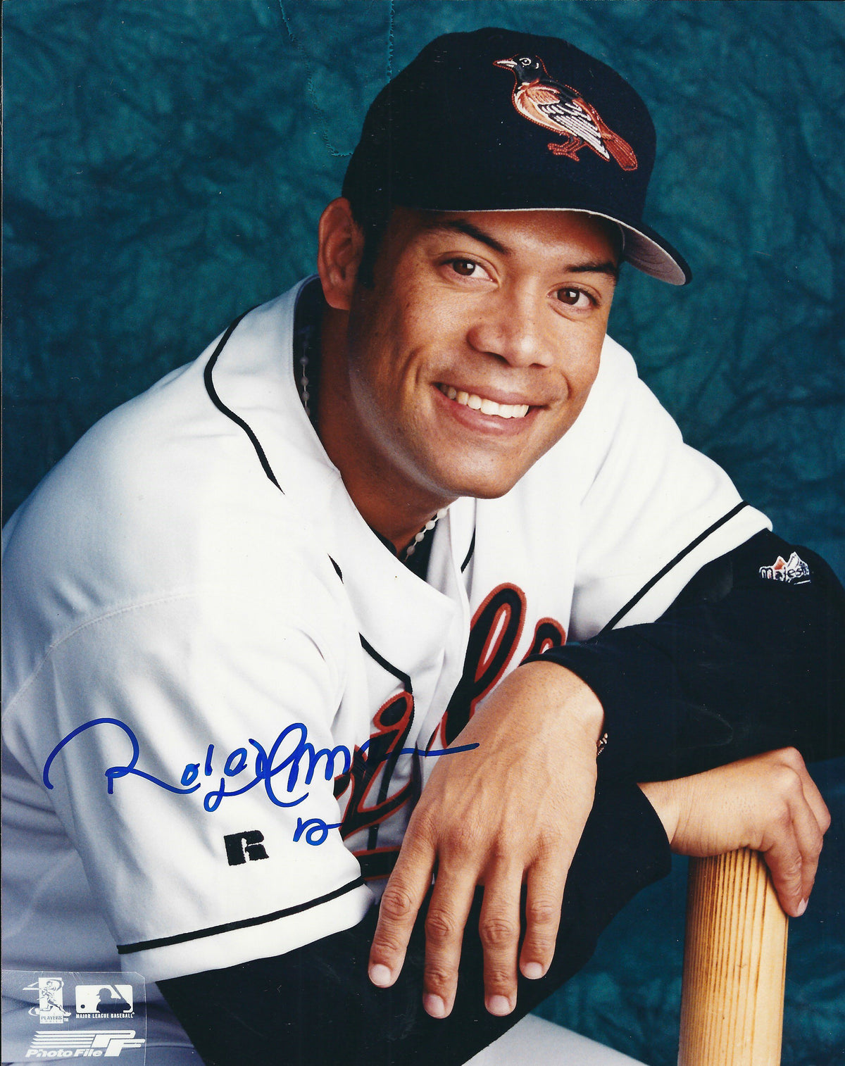 Autographed ROBERTO ALOMAR 8X10 Baltimore Orioles photo