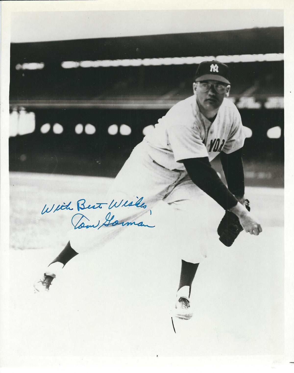 AUTOGRAPHED TOM GORMAN 8X10 New York Yankees Photo
