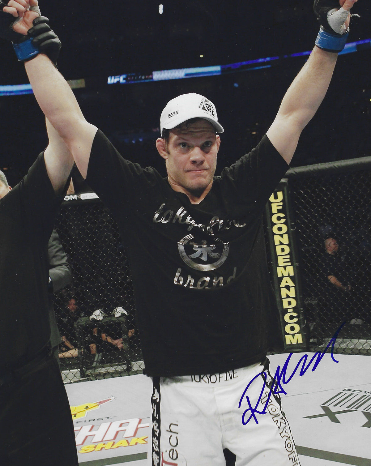 Autographed Ricardo Almeida MMA &amp; UFC  8x10 photo with COA