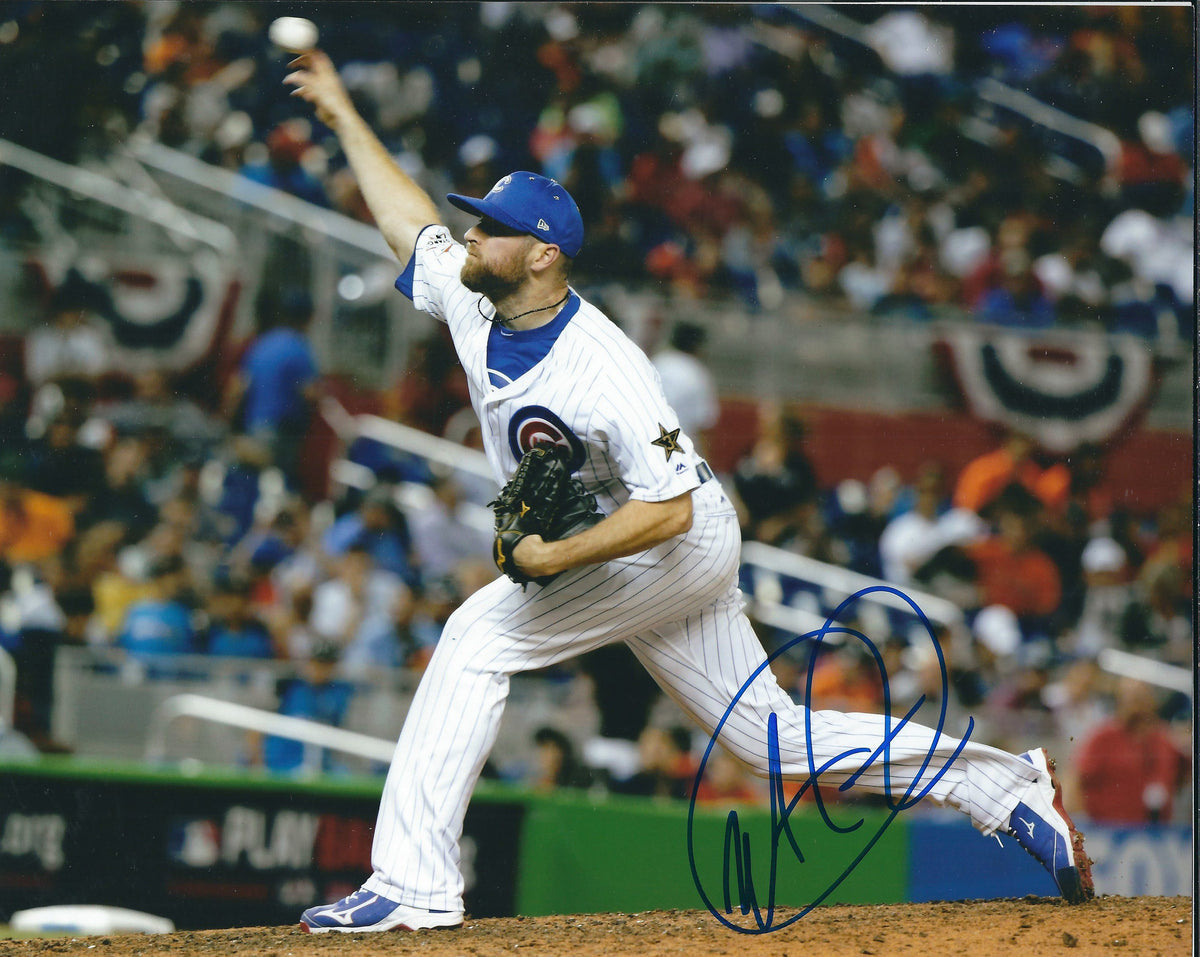 AUTOGRAPHED WADE DAVIS 8X10 Chicago Cubs Photo