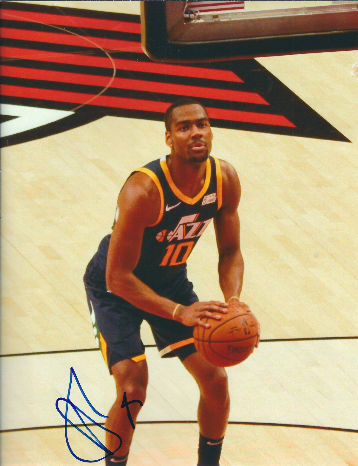 Autographed ALEC BURKS 8X10 Utah Jazz Photo