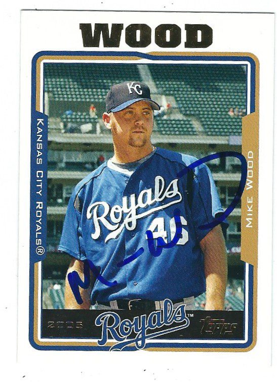 Autographed MIKE WOOD 2005 Topps Card