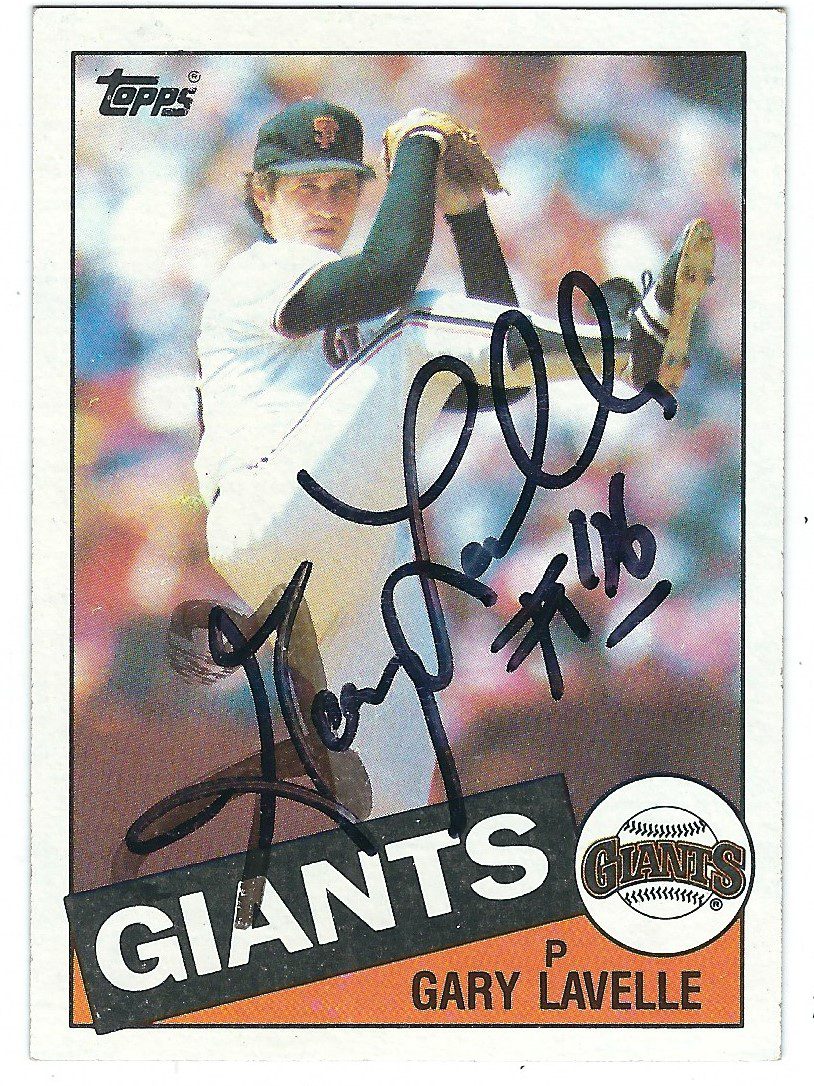 Autographed GARY LAVELLE 1985 Topps Card